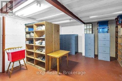 22 Harvey Street, Tillsonburg, ON - Indoor