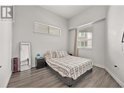 3638 Mission Springs Drive Unit# 505, Kelowna, BC - Indoor Photo Showing Bedroom