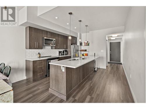 3638 Mission Springs Drive Unit# 505, Kelowna, BC - Indoor Photo Showing Kitchen With Double Sink With Upgraded Kitchen