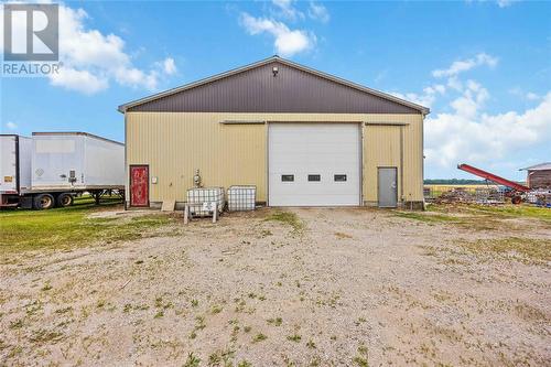 5706 Lakeshore Road, Plympton-Wyoming, ON 