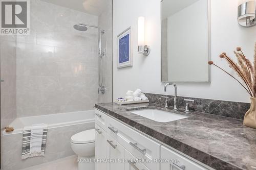 Th4 - 1 Strathgowan Avenue, Toronto, ON - Indoor Photo Showing Bathroom