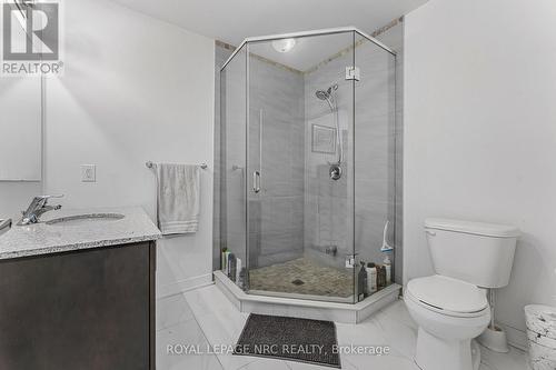 3604 Hibbard Street, Fort Erie (Ridgeway), ON - Indoor Photo Showing Bathroom