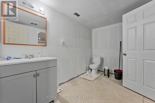 3604 Hibbard Street, Fort Erie (Ridgeway), ON - Indoor Photo Showing Bathroom