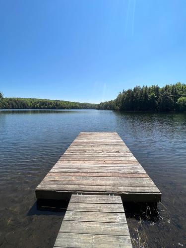 Accès au plan d'eau - Ch. De La Rouge, Arundel, QC 