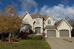 53 Rue de Chaumont  Blainville, QC J7B 6B4