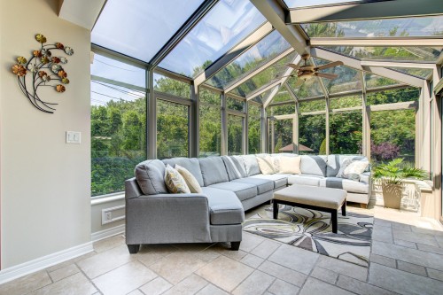 Solarium/Sunroom - 53 Rue De Chaumont, Blainville, QC - Indoor Photo Showing Living Room