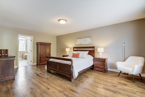 Primary bedroom - 53 Rue De Chaumont, Blainville, QC - Indoor Photo Showing Bedroom