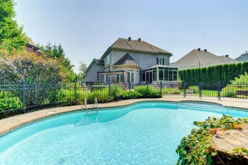Overall view - 53 Rue De Chaumont, Blainville, QC - Outdoor With In Ground Pool With Backyard
