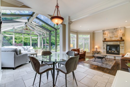 Dinette - 53 Rue De Chaumont, Blainville, QC - Indoor With Fireplace