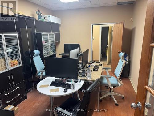 34 - 165 East Beaver Creek Road, Richmond Hill, ON 