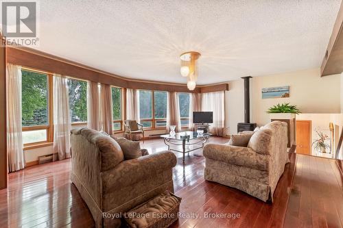 and beautiful hardwood floors - 97 Dorena Crescent, South Bruce Peninsula, ON - Indoor Photo Showing Living Room