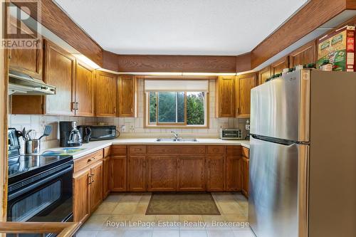 Immaculate kitchen - 97 Dorena Crescent, South Bruce Peninsula, ON - Indoor Photo Showing Kitchen With Double Sink