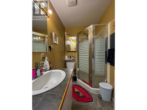 822 Richards West Street, Nelson, BC - Indoor Photo Showing Bathroom