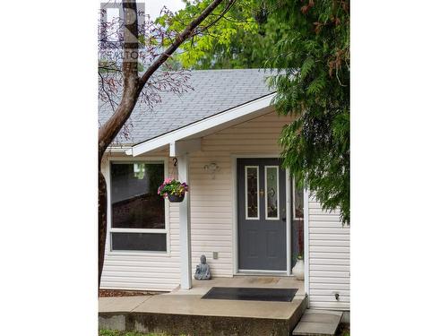 822 Richards West Street, Nelson, BC - Outdoor