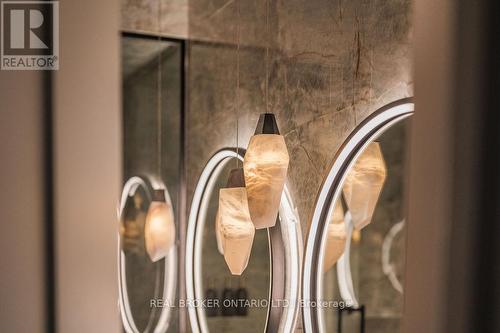 4401 - 805 Carling Avenue, Ottawa, ON - Indoor