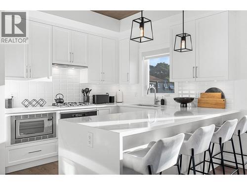 1308 Richter Street Unit# 107, Kelowna, BC - Indoor Photo Showing Other Room