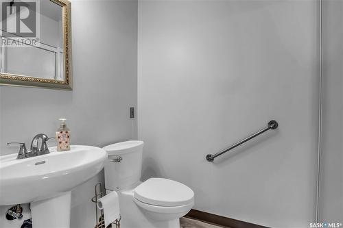 226 Hansen Drive, Regina, SK 