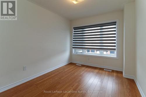 6 Durham Avenue, Barrie, ON - Indoor Photo Showing Other Room