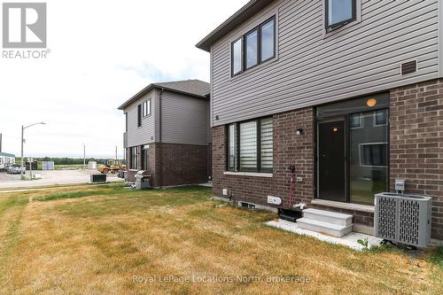 6 Durham Avenue, Barrie, ON - Outdoor With Exterior