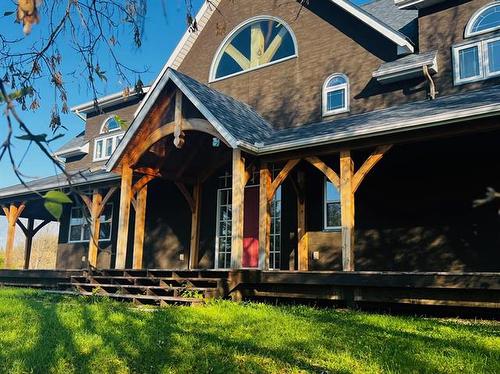 25125 River Rd, Lorette, MB 