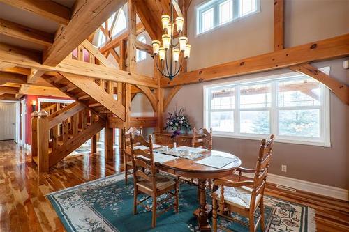 25125 River Rd, Lorette, MB 