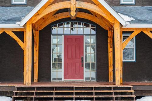 25125 River Rd, Lorette, MB 