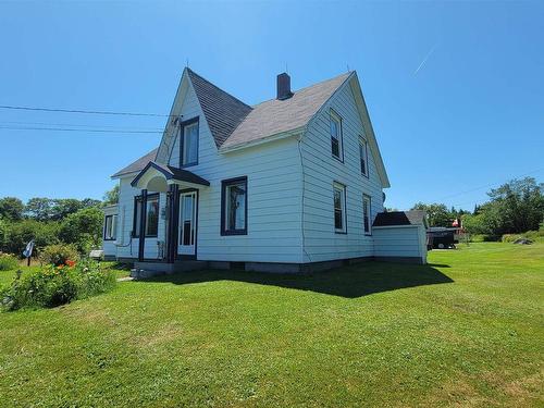 486 335 Highway, West Pubnico, NS 