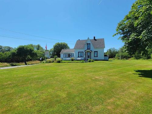 486 335 Highway, West Pubnico, NS 