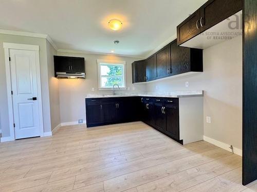 4 Davis Drive, South Uniacke, NS 