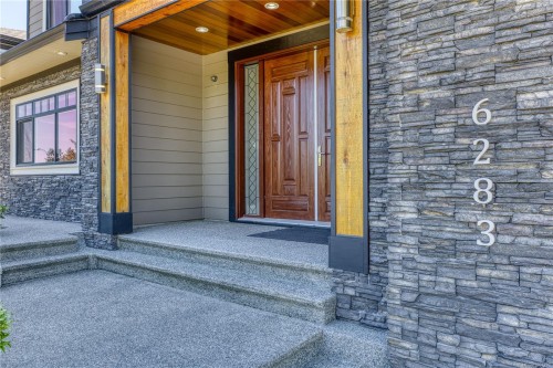 6283 Icarus Dr, Nanaimo, BC 