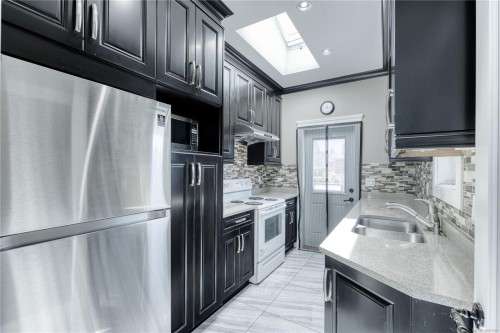 6283 Icarus Dr, Nanaimo, BC 