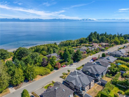 6283 Icarus Dr, Nanaimo, BC 