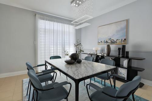 Dinette - 171 Rue Khalil-Gibran, Montréal (Saint-Laurent), QC 