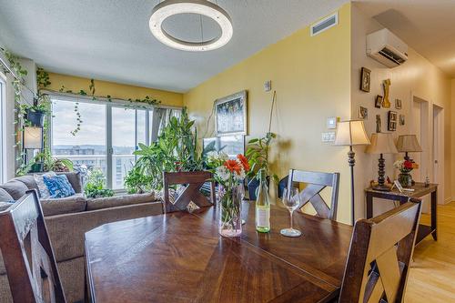 Dining room - 1409-10150 Place De L'Acadie, Montréal (Ahuntsic-Cartierville), QC - Indoor Photo Showing Dining Room