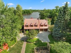 11 Rue Roussil  Laval (Sainte-Rose), QC H7L 1K3