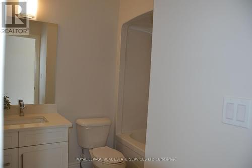 48 Callams Bay Crescent, Amherstburg, ON - Indoor Photo Showing Bathroom