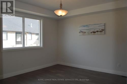 48 Callams Bay Crescent, Amherstburg, ON - Indoor Photo Showing Other Room