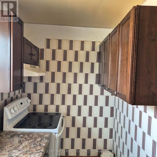 559A Birchmount Road, Toronto, ON - Indoor Photo Showing Laundry Room