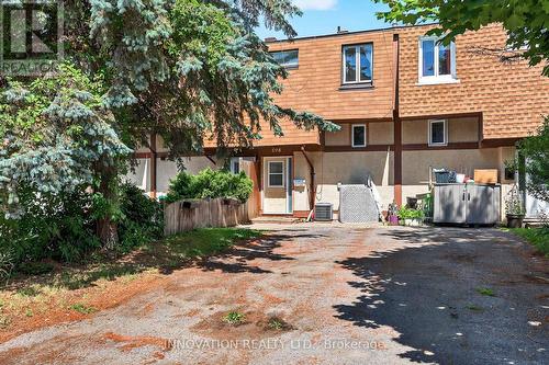 598 SEYTON DRIVE  Ottawa, ON K2H 7X5