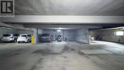 GARAGE PARKING - 