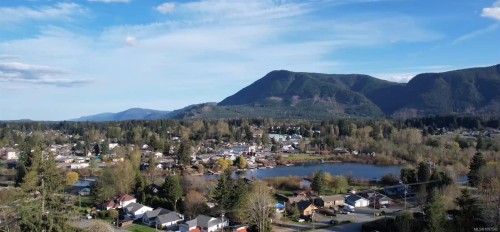 167 River Rd, Lake Cowichan, BC 