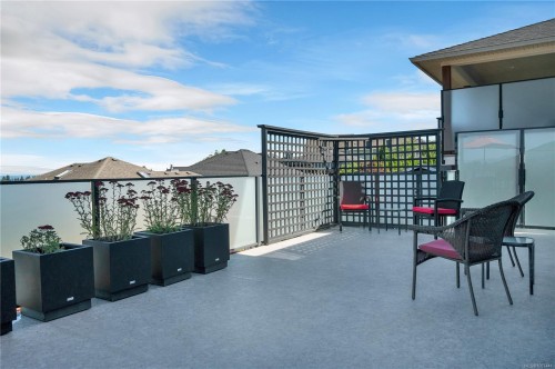 2661 Sunderland Rd, Campbell River, BC 