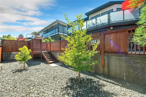2661 Sunderland Rd, Campbell River, BC 