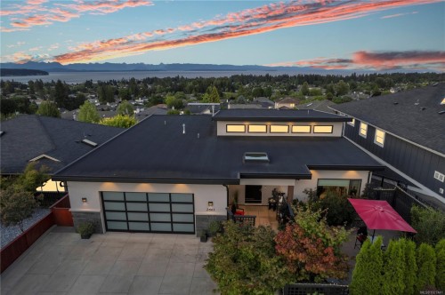 2661 Sunderland Rd, Campbell River, BC 