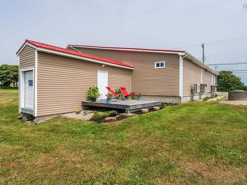 9613 Highway 1, Saulnierville, NS 