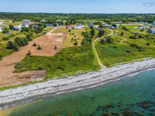 9613 Highway 1, Saulnierville, NS 