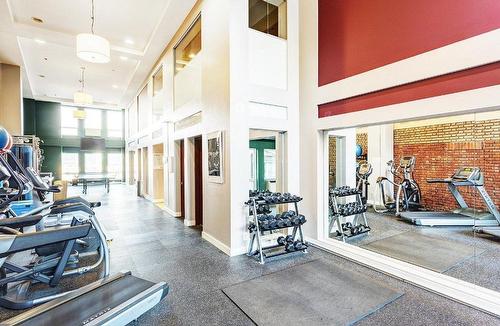 Salle d'exercice - 801-345 Rue De La Gauchetière O., Montréal (Ville-Marie), QC - Indoor Photo Showing Gym Room