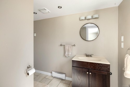 5759 Wilson Ave, Duncan, BC 