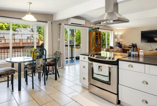 5759 Wilson Ave, Duncan, BC 