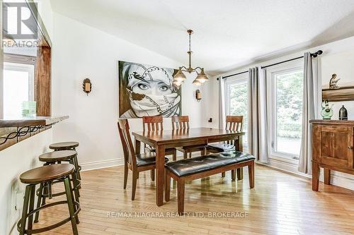 4905 Mapleview Crescent, Port Colborne (Sherkston), ON - Indoor Photo Showing Dining Room